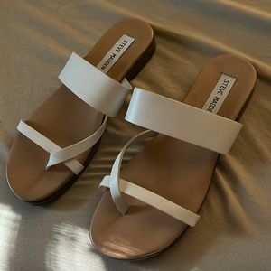 7.5 white Steve Madden sandals